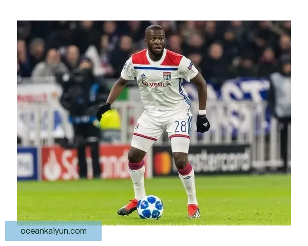 恩东贝莱防守贡献持续提升，展现出强大的中场竞争力