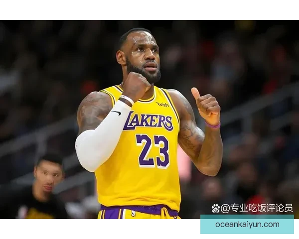 戴维斯比赛风格总结：防守稳健、回追积极、边路覆盖能力强