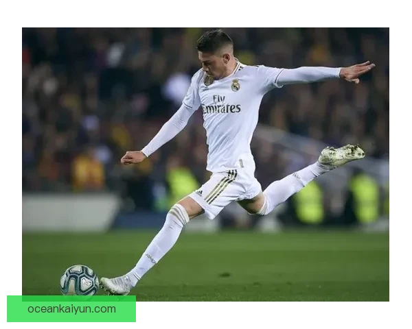 巴尔韦德当选世界最佳中场，表现稳健持续提升